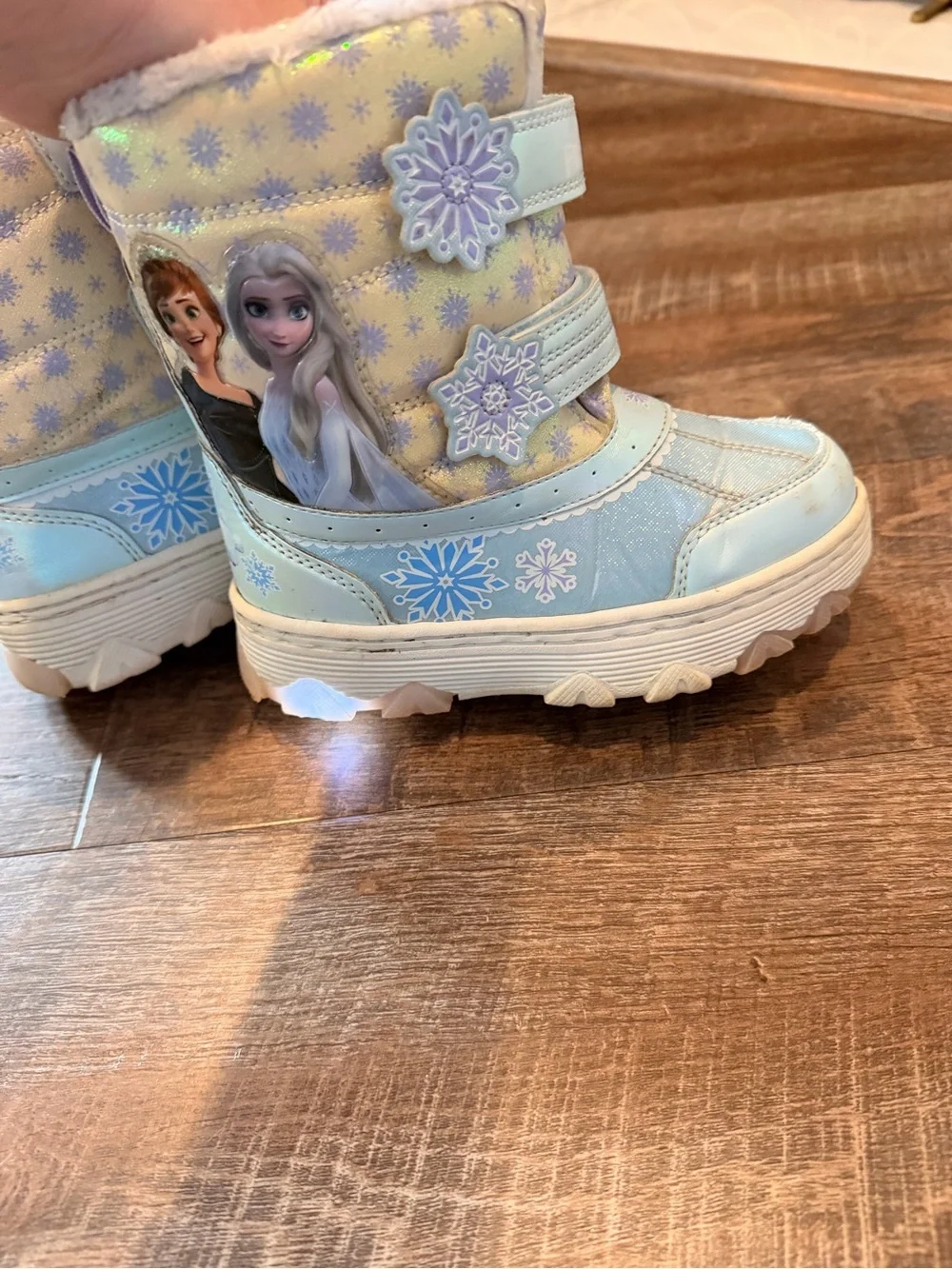 Disney Frozen Light Up Winter Boots Girls Size 12 Toddler Blue Snow Boots